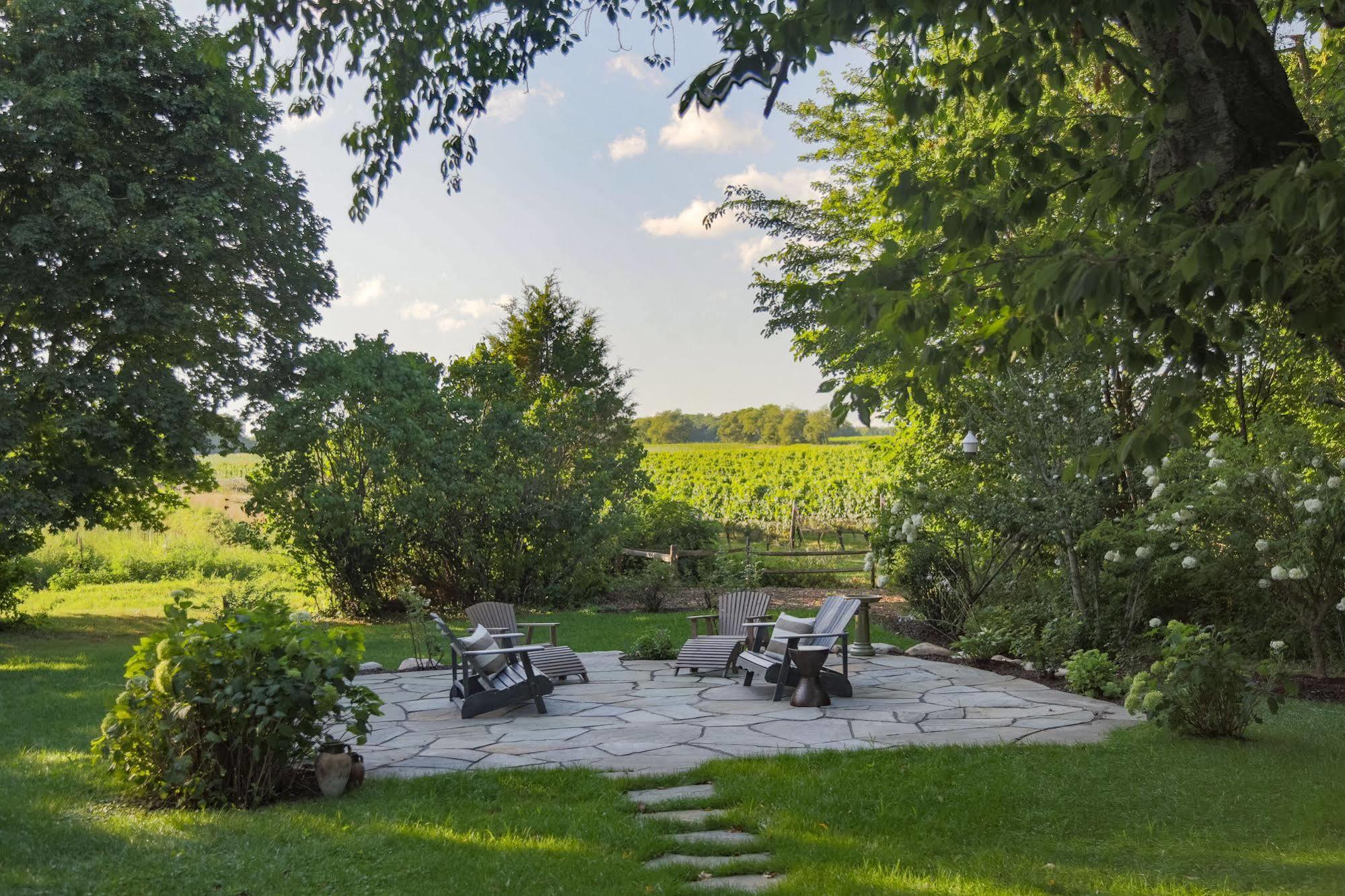 North Fork Guest House Peconic Exterior photo